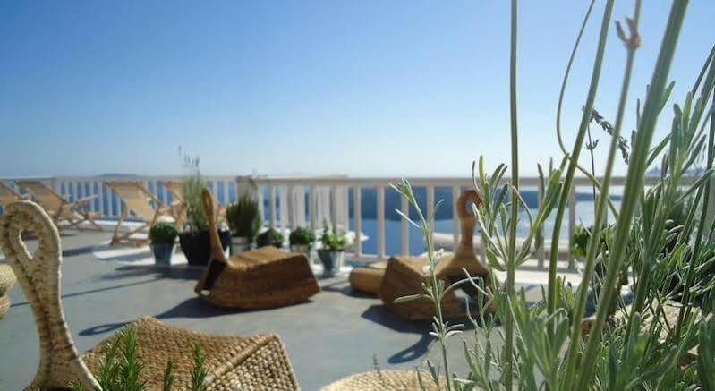 Porto Carra Hotel ฟิรา ภายนอก รูปภาพ
